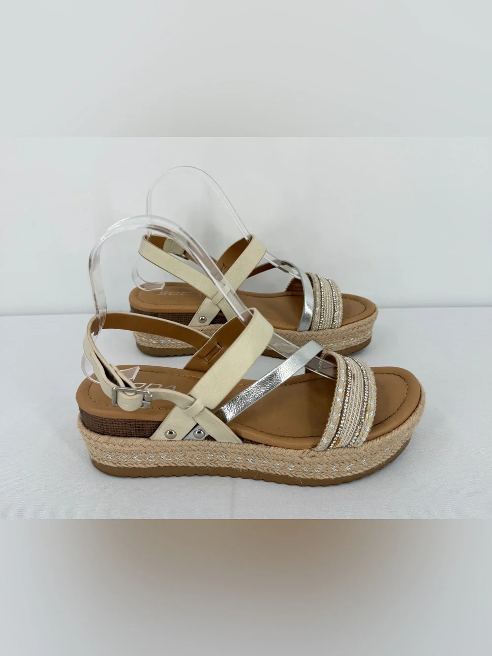 Neutral Espadrille flatform platform sandals rhinestone 7.5 resort vacation